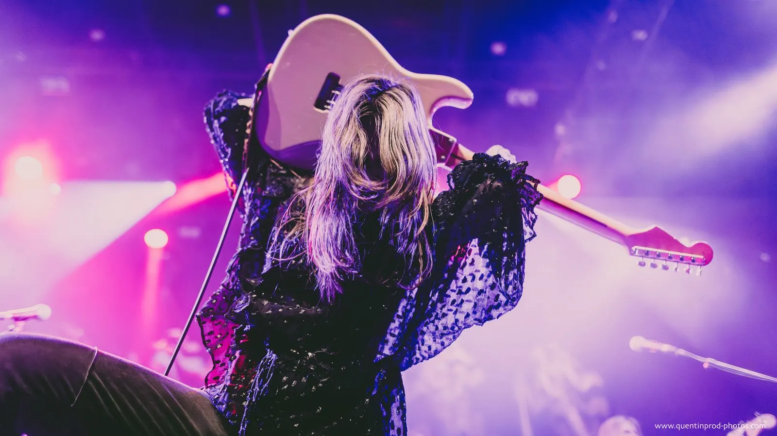 Nina Attal en concert